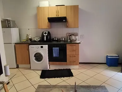 1 Bedroom Apartment For Sale in Roodepoort - bGii.webp