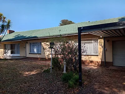 3 Bedroom House For Sale in Roodepoort - PlRx.webp