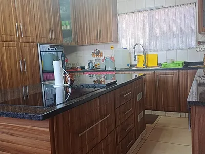 4 Bedroom House For Sale in Secunda - OIdy.webp