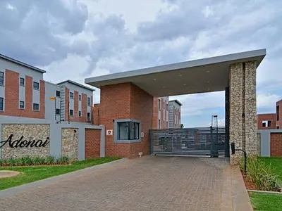 3 Bedroom Apartment To Rent in Krugersdorp - img