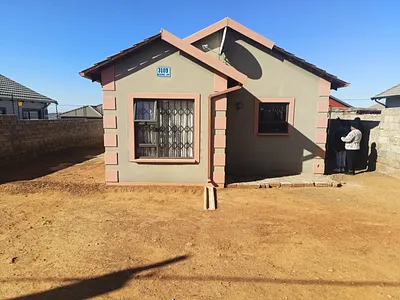 3 Bedroom House For Sale in Randfontein - K219.webp