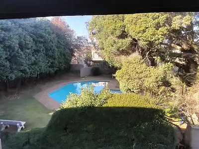 2 Bedroom Townhouse For Sale in Roodepoort - nKFW.webp