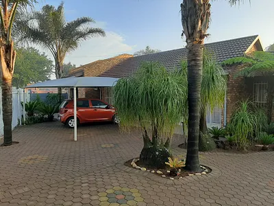 3 Bedroom House For Sale in Randfontein - zZbk.webp