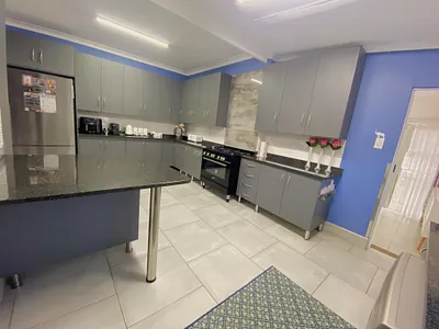 4 Bedroom House For Sale in Roodepoort - CX98.webp