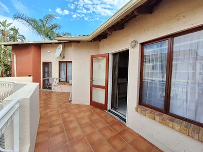 2 Bedroom Apartment For Sale in Randburg - sL4H.webp