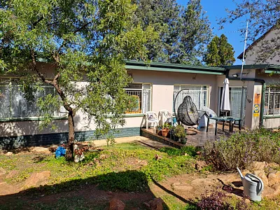 5 Bedroom House For Sale in Krugersdorp - sgtn.webp
