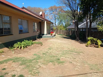 3 Bedroom House For Sale in Randfontein - 05pE.webp