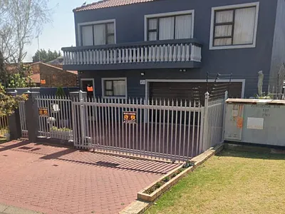 4 Bedroom House For Sale in Randfontein - KpEg.webp