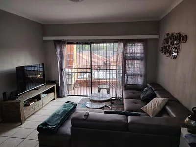 2 Bedroom Apartment To Rent in Roodepoort - kdHy.webp