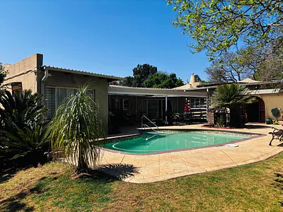 3 Bedroom House For Sale in Krugersdorp - JSf1.webp