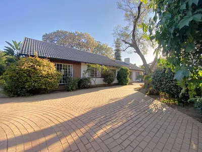 3 Bedroom House For Sale in Randburg - sLwv.webp