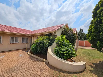 4 Bedroom House For Sale in Randfontein - Udxa.webp