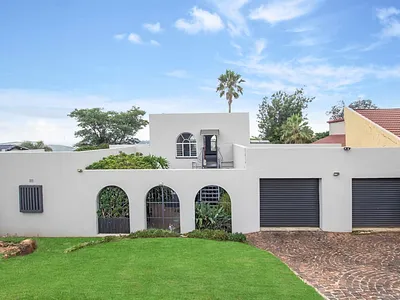 3 Bedroom House For Sale in Roodepoort - 3oPY.webp