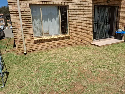 2 Bedroom Apartment For Sale in Randfontein - 16QS.webp