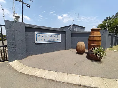 4 Bedroom House For Sale in Roodepoort - CLim.webp