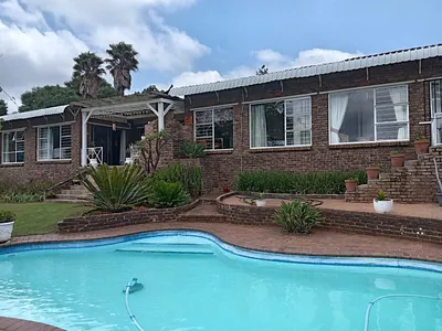 4 Bedroom House For Sale in Krugersdorp - img