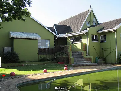 6 Bedroom House For Sale in Roodepoort - n26u.webp