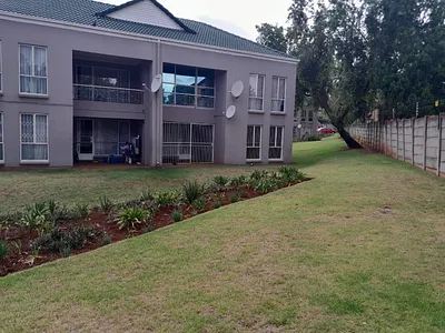 3 Bedroom Apartment To Rent in Roodepoort - Lzog.webp