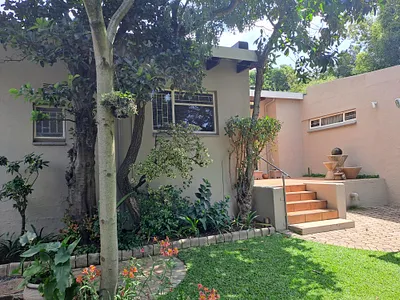 3 Bedroom House For Sale in Roodepoort - sHAw.webp