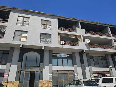 2 Bedroom Apartment For Sale in Mossel Bay - 8M5E.webp
