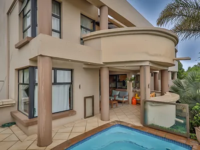 3 Bedroom House For Sale in Roodepoort - img