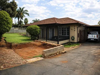 3 Bedroom House For Sale in Krugersdorp - img