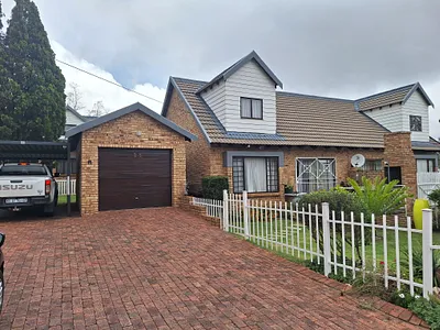 3 Bedroom Townhouse For Sale in Krugersdorp - mcBk.webp