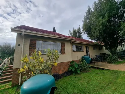 3 Bedroom House To Rent in Roodepoort - D7Yo.webp