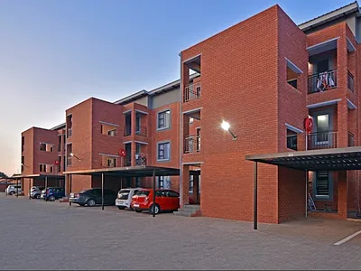 3 Bedroom Apartment For Sale in Roodepoort - oBGj.webp