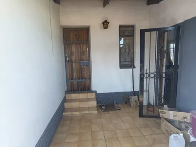 6 Bedroom House For Sale in Centurion - img