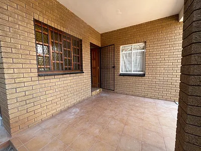 2 Bedroom Apartment To Rent in Centurion - xsgi.webp