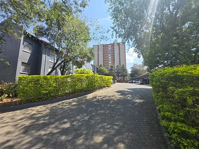 2 Bedroom Apartment For Sale in Pretoria - CsyZ.webp