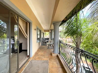 4 Bedroom Apartment To Rent in Umhlanga - img