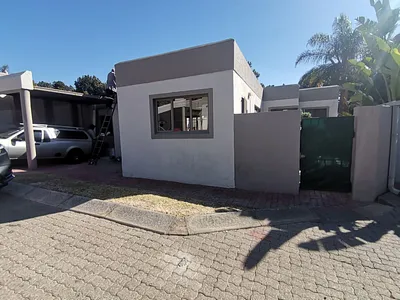 2 Bedroom Apartment To Rent in Sandton - d0U2.webp
