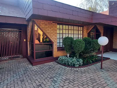 4 Bedroom House To Rent in Centurion - img