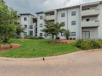 2 Bedroom Apartment To Rent in Randburg - fZyk.webp