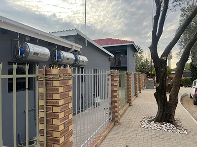 16 Bedroom Apartment For Sale in Kimberley - 34AS.webp