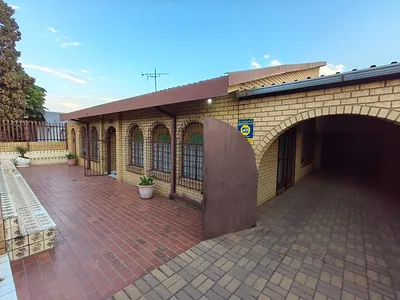 3 Bedroom House For Sale in Centurion - TR2s.webp