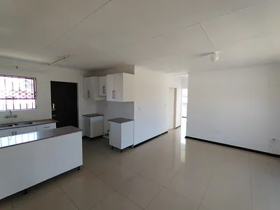 3 Bedroom Townhouse To Rent in Harrismith - oKl6.webp
