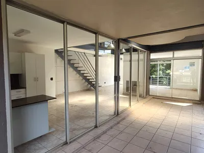 3 Bedroom Apartment To Rent in Johannesburg - xvPp.webp