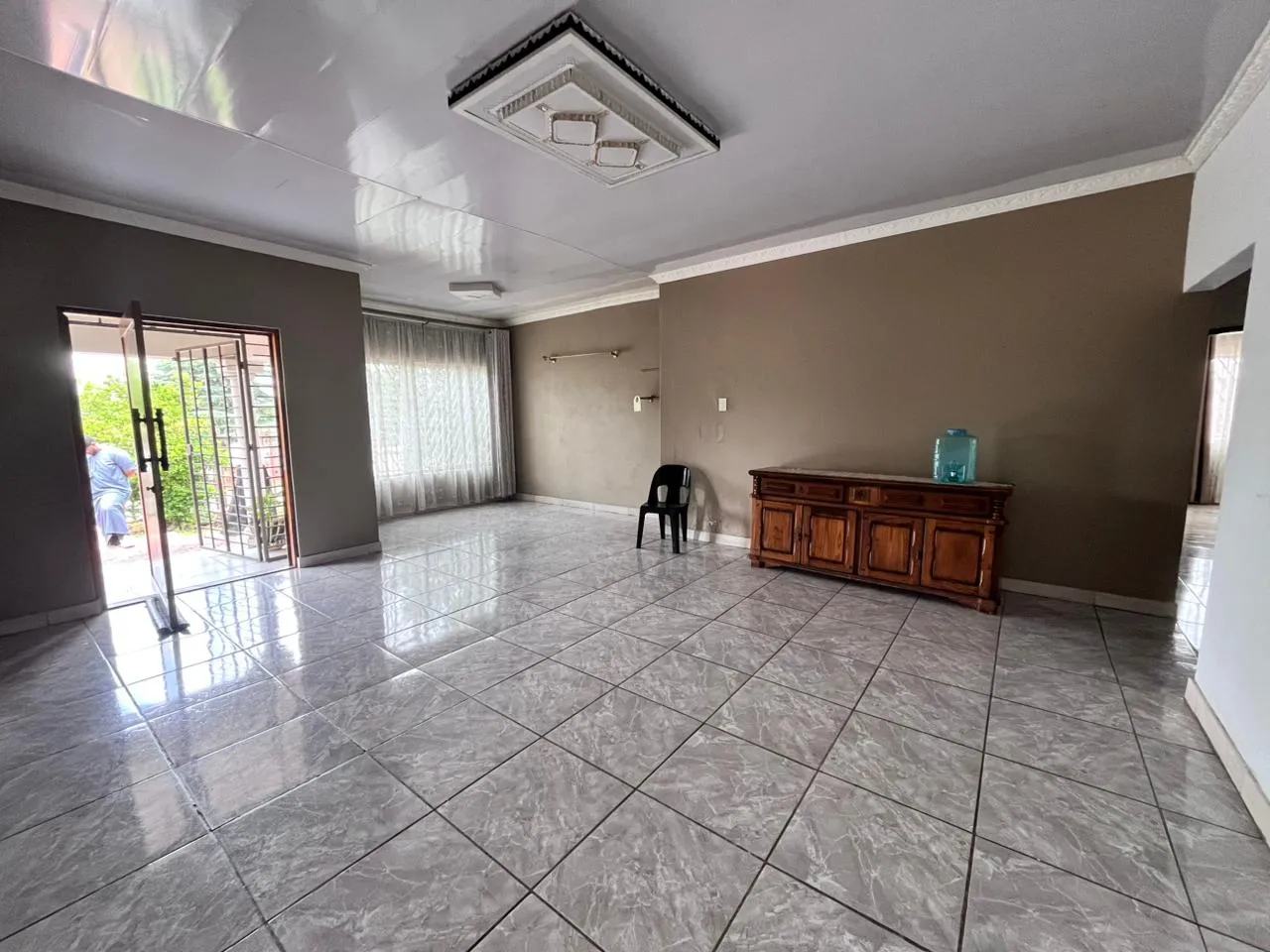 Carousel Indicator - 92UL.webp