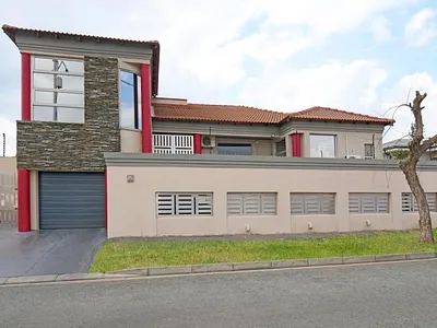 4 Bedroom House For Sale in Johannesburg - img