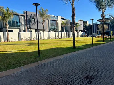 4 Bedroom House For Sale in Sandton - 3GJo.webp