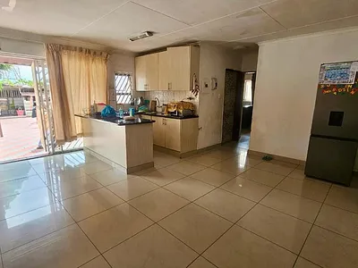 2 Bedroom Apartment To Rent in Centurion - UgTC.webp