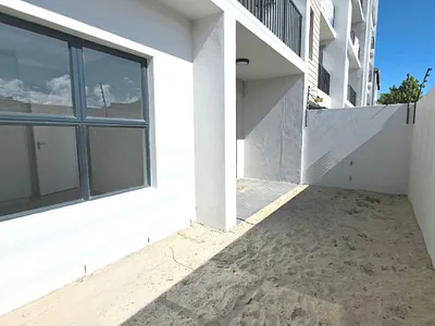 2 Bedroom Apartment To Rent in Cape Town - v2ot.webp