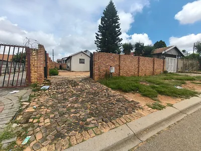 2 Bedroom House To Rent in Sandton - img