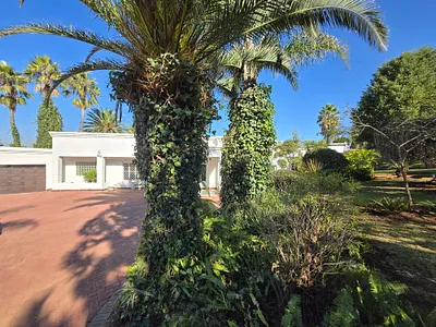 4 Bedroom House For Sale in Centurion - qIwu.webp