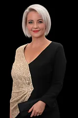 Mercia Willemse - 4aXf.webp