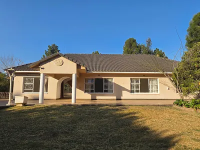 4 Bedroom House For Sale in Meyerton - img