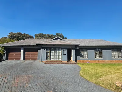 3 Bedroom House For Sale in Alberton - img